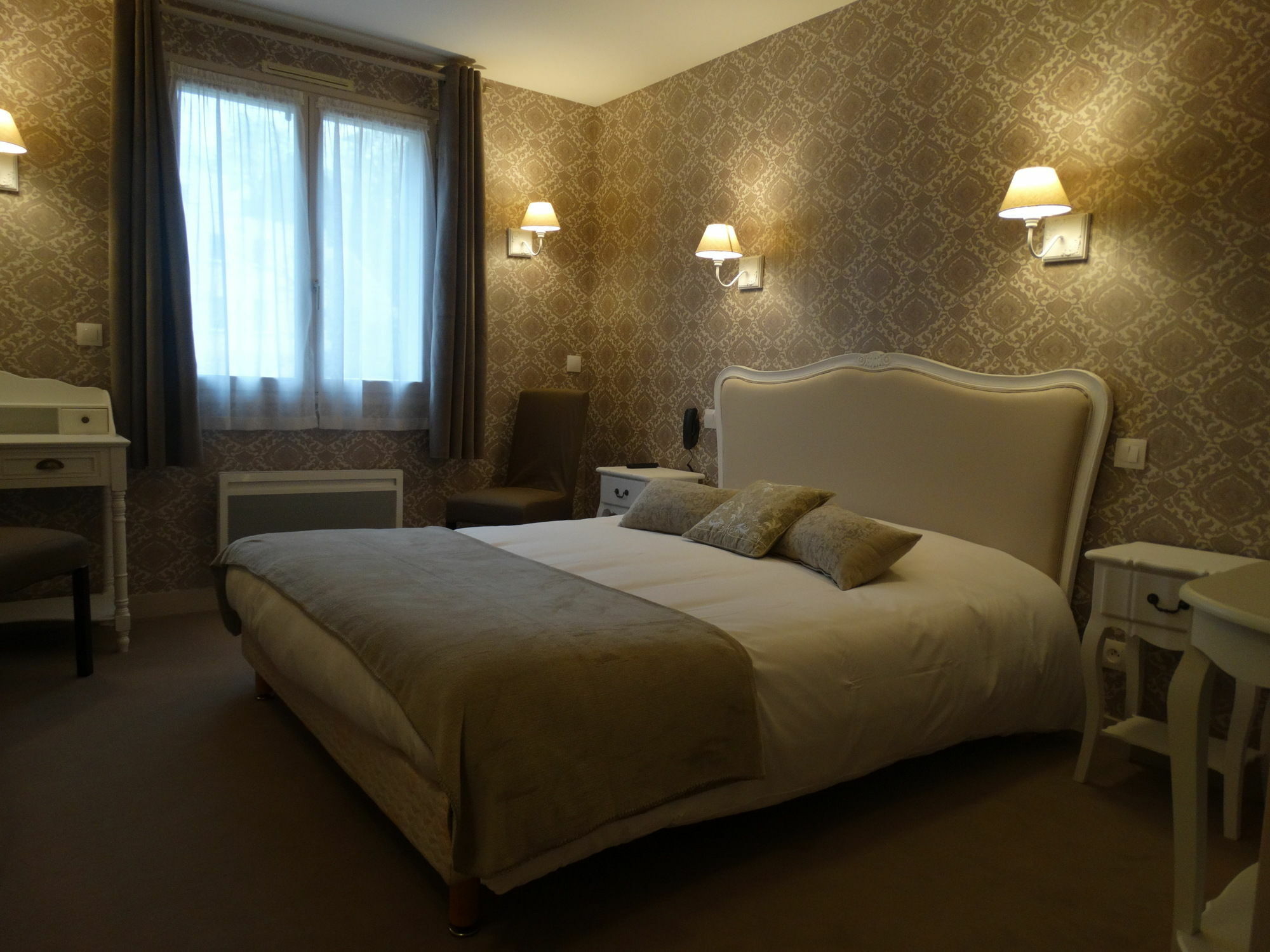 Castel Fleuri Hotel